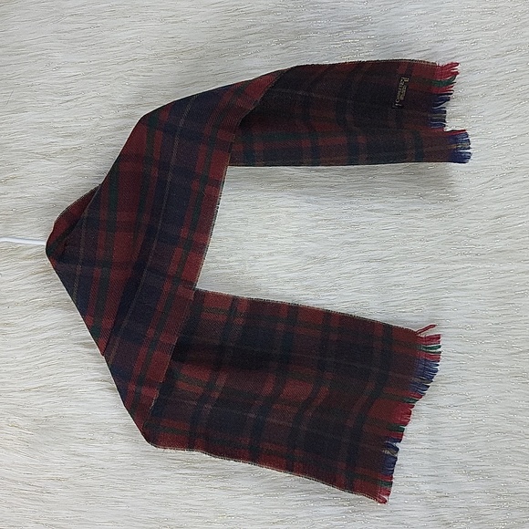 Cashluxe Scarf - Picture 4 of 4